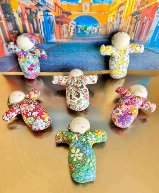 Un peu de magie avec la poupée des soucis