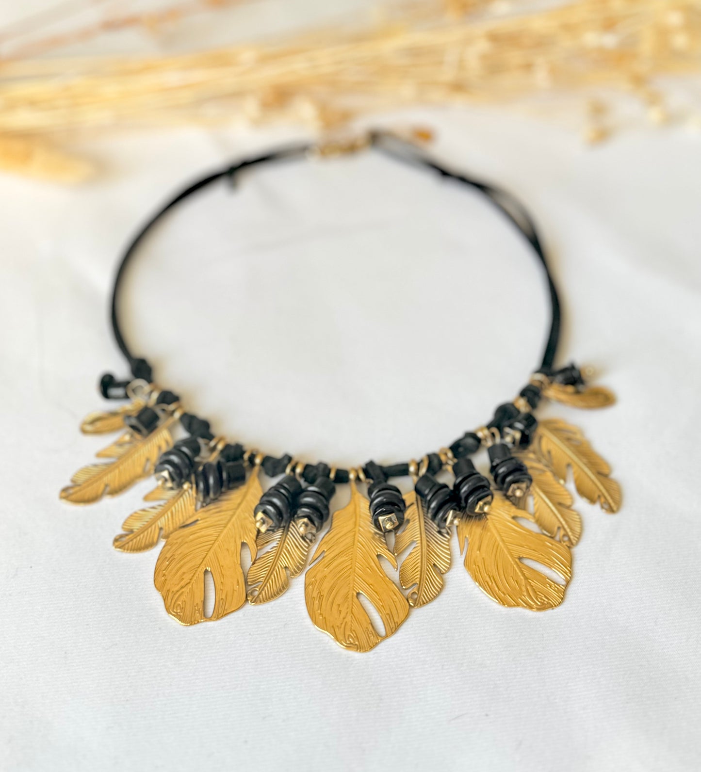Collier Apaches