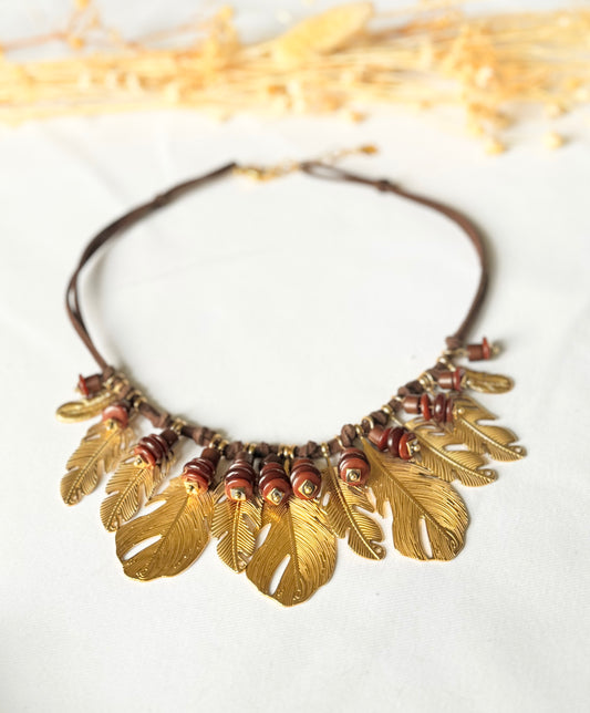 Collier Apaches